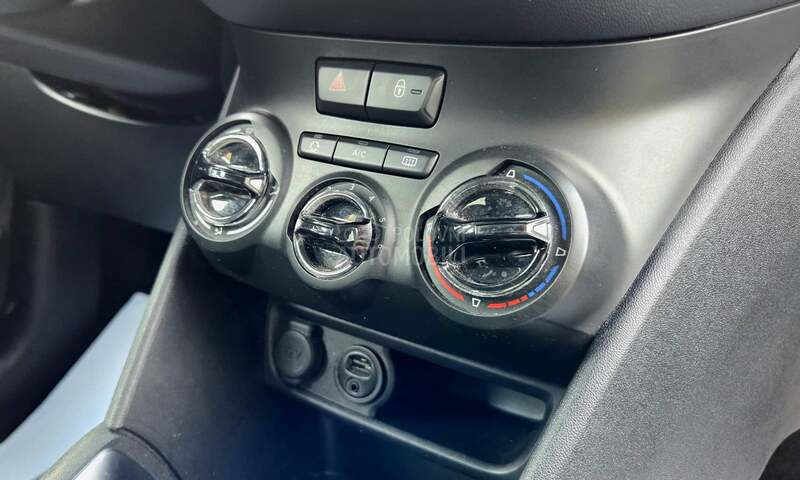 Peugeot 208 1.2 Navi/131.000km