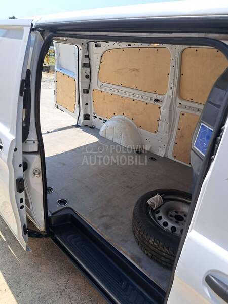 Mercedes Benz Vito 