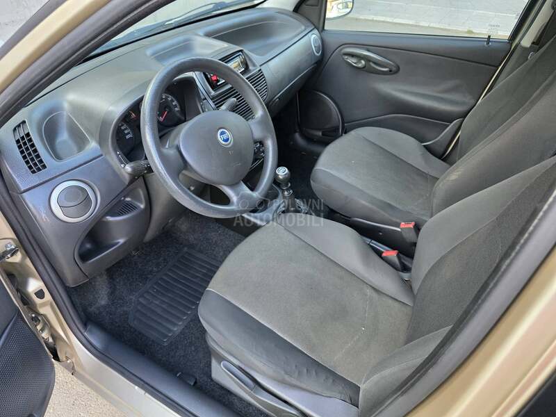 Fiat Punto FABRIČKO STANJE