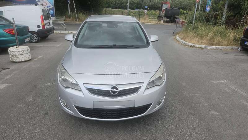 Opel Astra J 1.7cdti