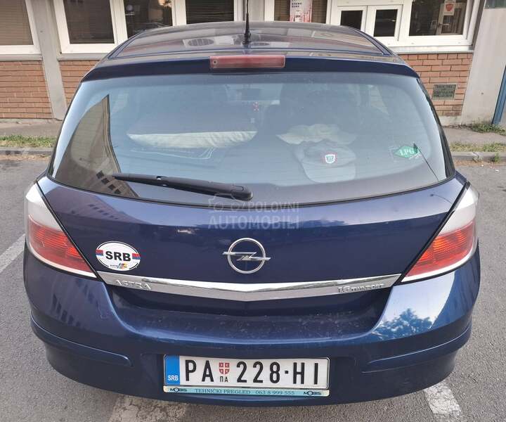 Opel Astra H 1.6