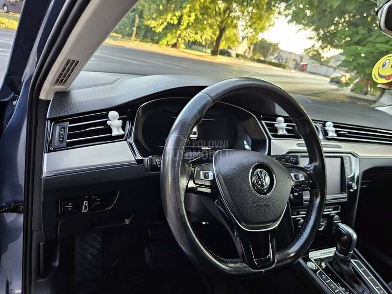 Volkswagen Passat B8 2.0 TDI BI TURBO 4x4
