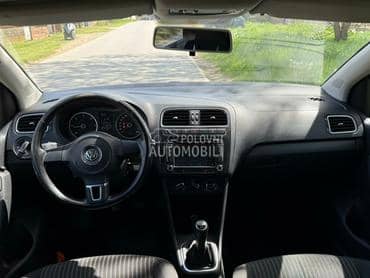 Centralna - središnja konzola za Volkswagen Polo od 2009. do 2017. god.