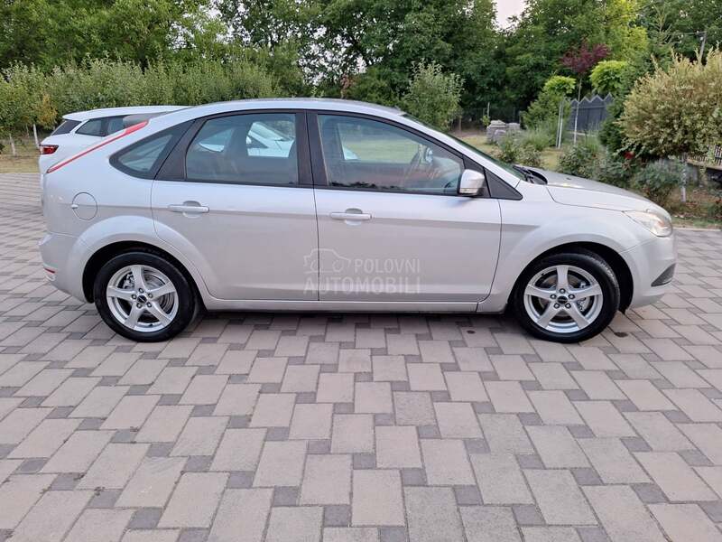 Ford Focus 1.6 IZ SVAJCARSKE
