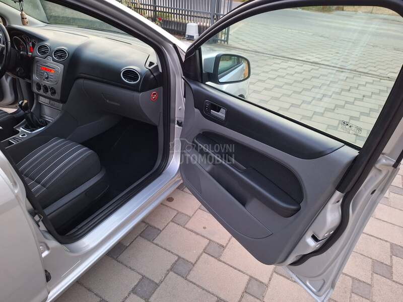 Ford Focus 1.6 IZ SVAJCARSKE