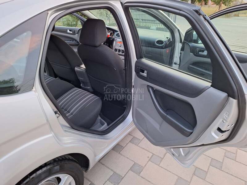 Ford Focus 1.6 IZ SVAJCARSKE