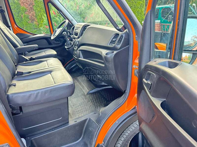 Iveco 35 C13