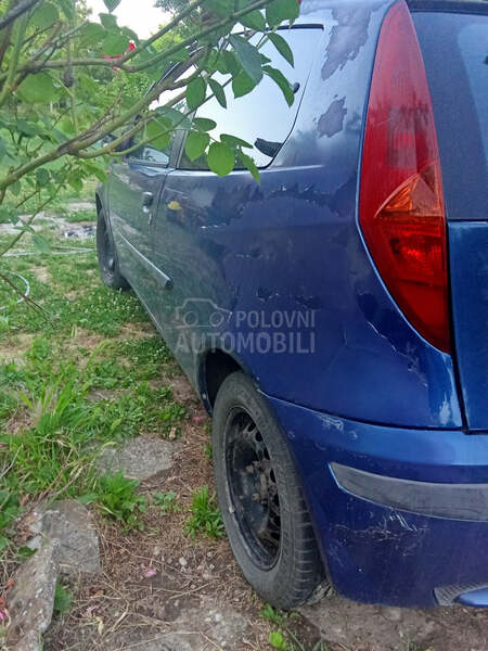 Fiat Punto 1.2 8v