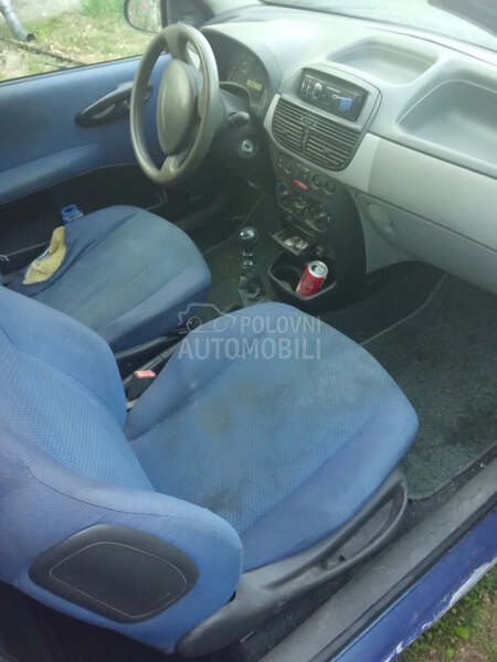 Fiat Punto 1.2 8v