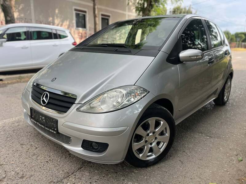Mercedes Benz A 150 PANO
