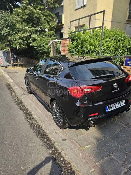 Alfa Romeo Giulietta 1750 TBI TCT QV