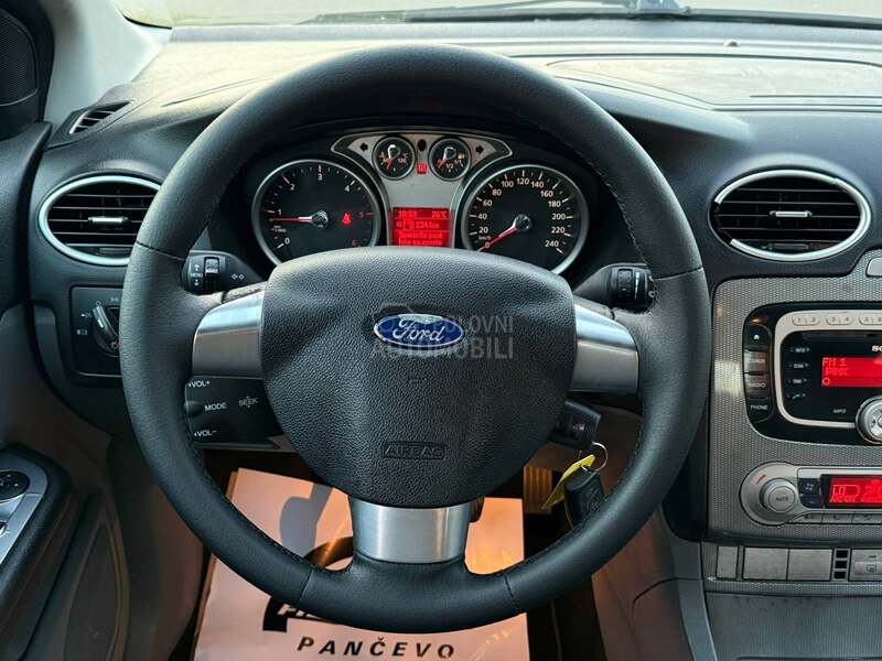 Ford Focus 1.6 TDCI TITANIUM