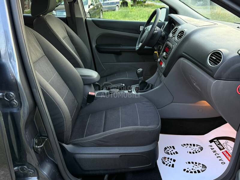 Ford Focus 1.6 TDCI TITANIUM