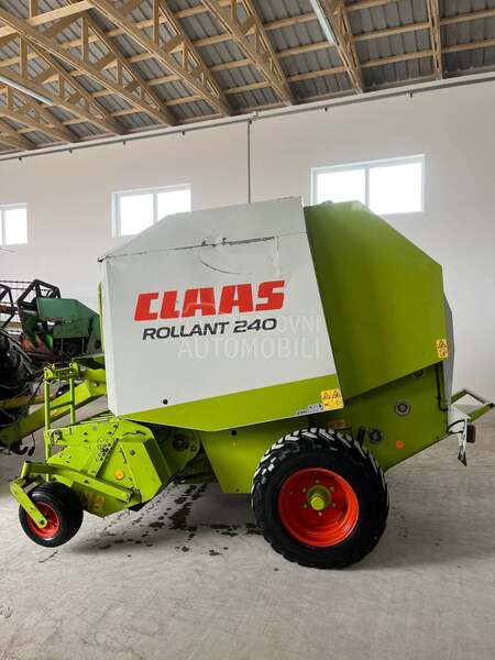 Claas Rollant 240 2 komada