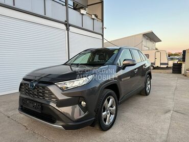 Toyota RAV 4 2.5 b hybrid