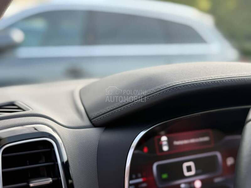Citroen C5 Aircross Shin/Kamera/Auto