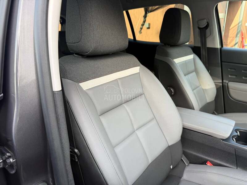 Citroen C5 Aircross Shin/Kamera/Auto