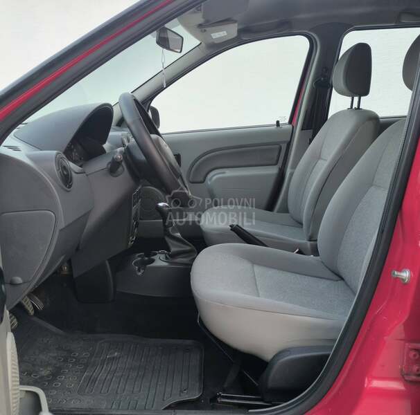 Dacia Logan 1.6 b