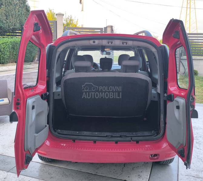 Dacia Logan 1.6 b