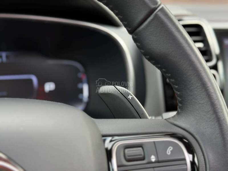 Citroen C5 Aircross Shine/Kamera/Pano
