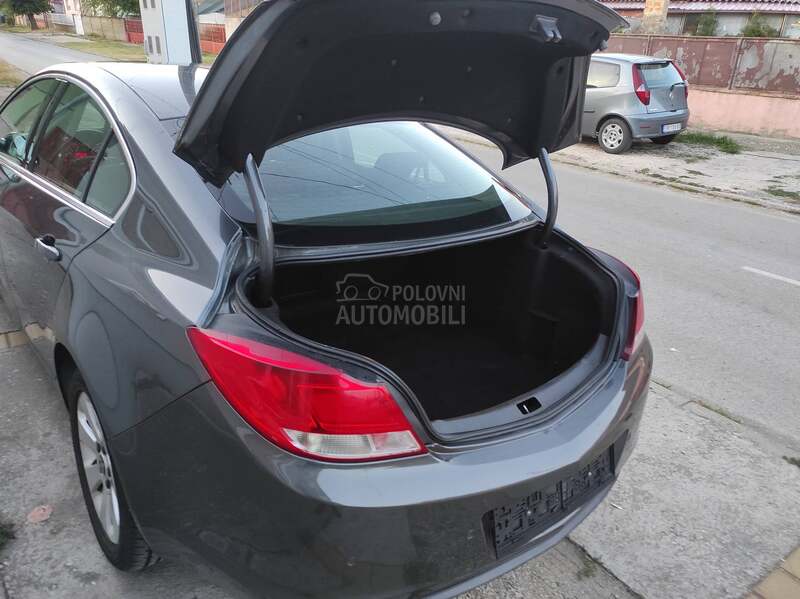 Opel Insignia 2.0Cdti