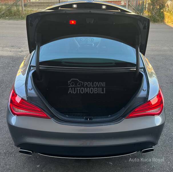 Mercedes Benz CLA 180 