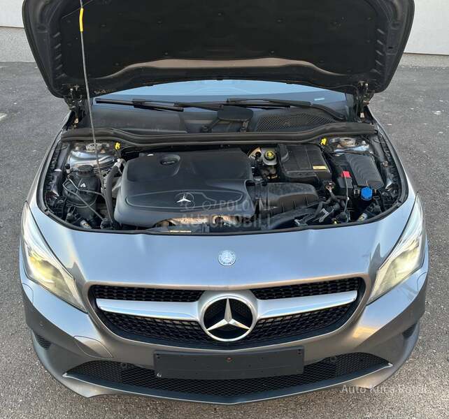 Mercedes Benz CLA 180 