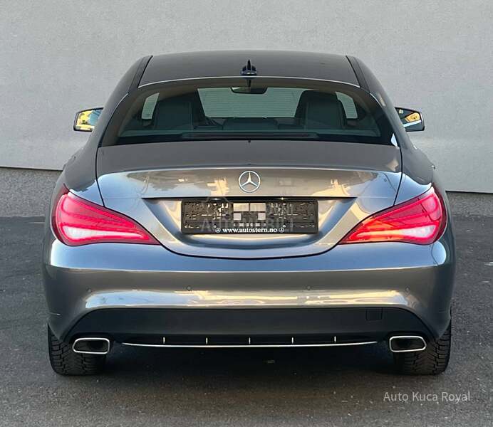 Mercedes Benz CLA 180 