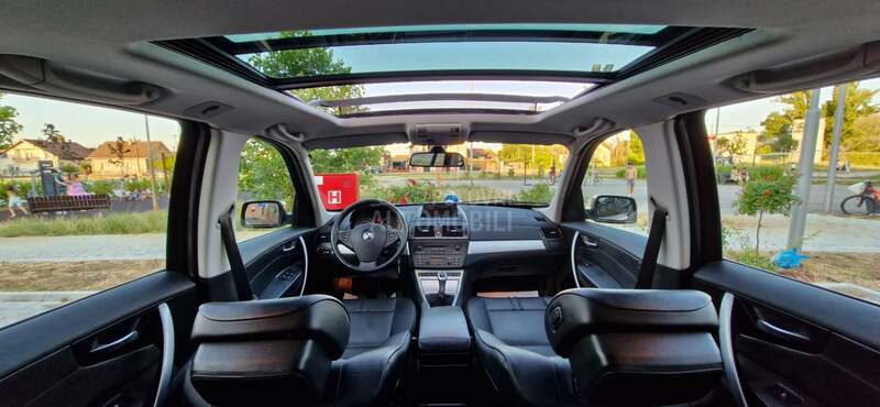 BMW X3 2.0X-DRIVE/PANO/NAV