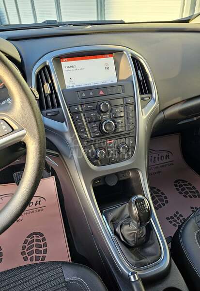 Opel Astra J 1.6 CDTi Cosmo