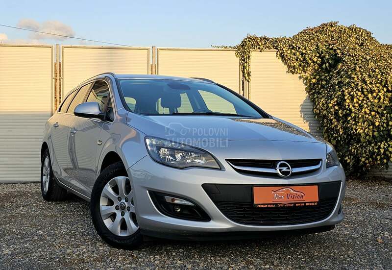 Opel Astra J 1.6 CDTi Cosmo