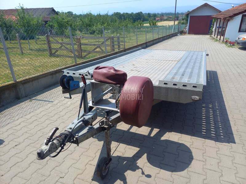 Niewiadow Niewiadow slep prikolica