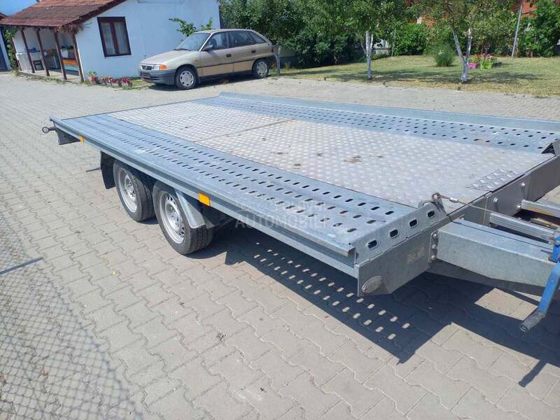 Niewiadow Niewiadow slep prikolica