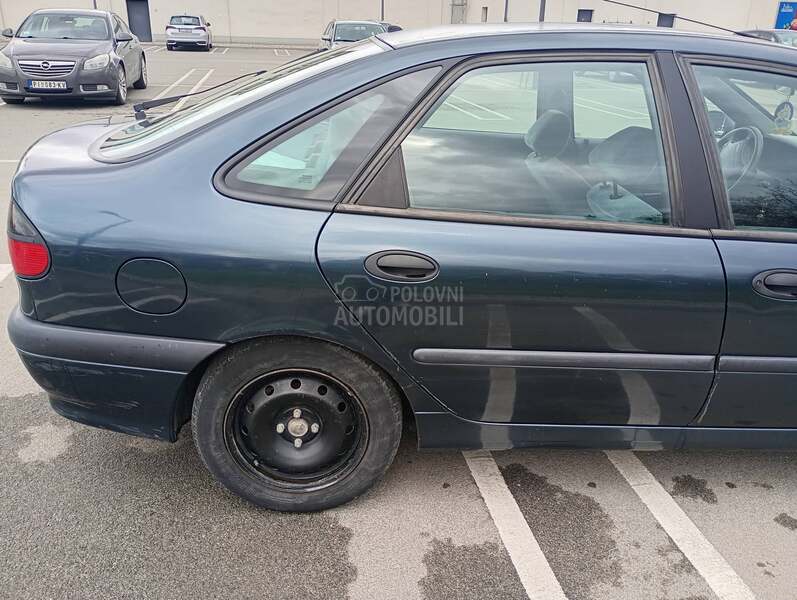 Renault Laguna 1.8 RN