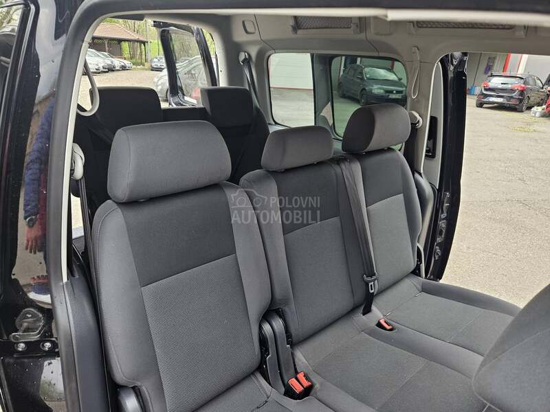 Volkswagen Caddy MAXI 7SED