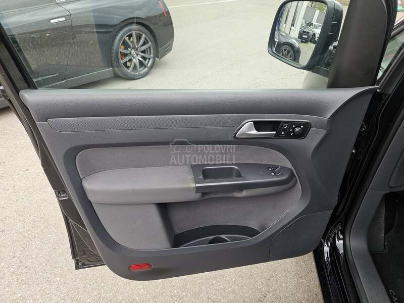 Volkswagen Caddy MAXI 7SED