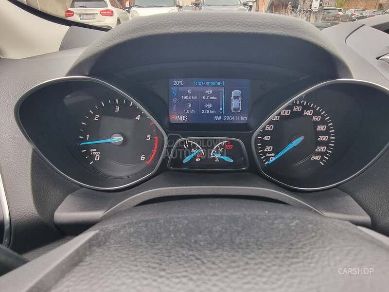 Ford Kuga 2.0 4WD TITANIUM