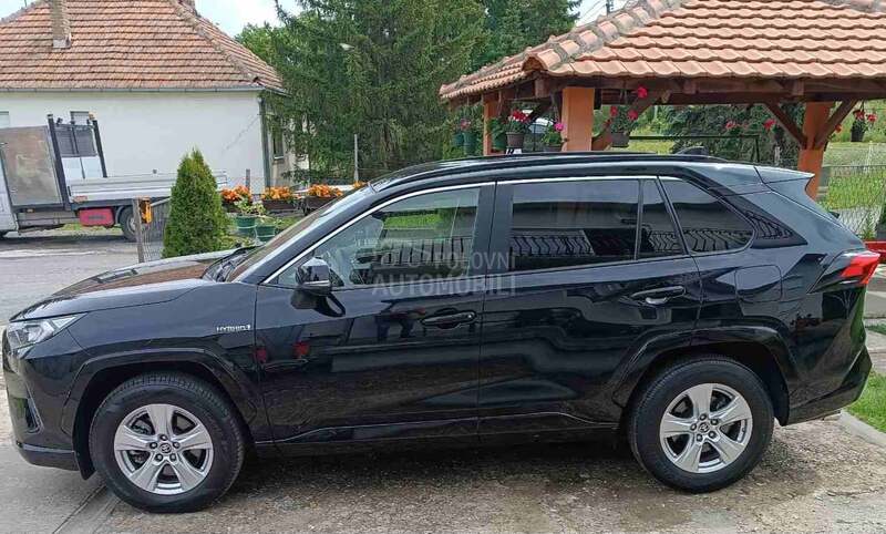 Toyota RAV 4 AWD Hybrid