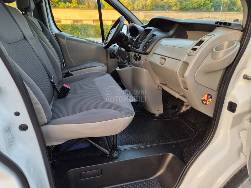 Opel Vivaro 2,0 TDCI/6SEDI/PRODUZEN