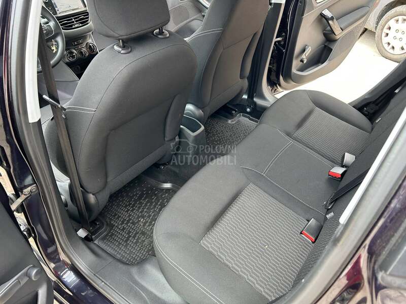 Peugeot 208 1.2 N.O.V