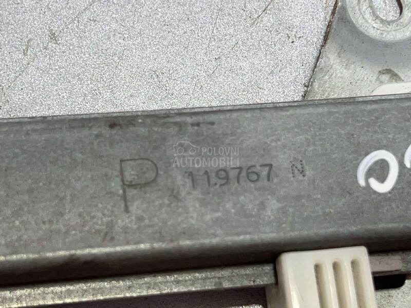 ELEKTRO PODIZAC STAKLA