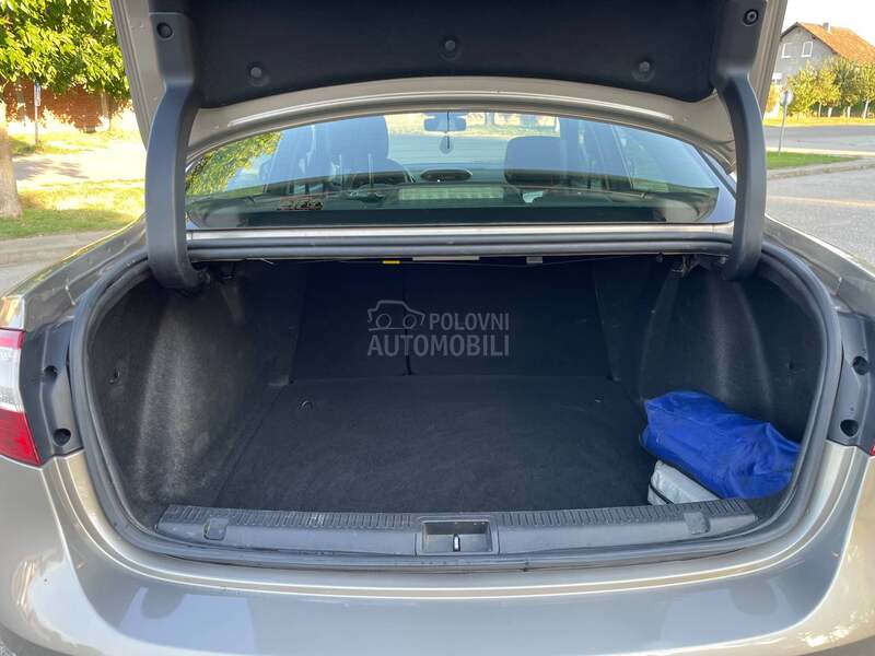 Renault Fluence 1.6