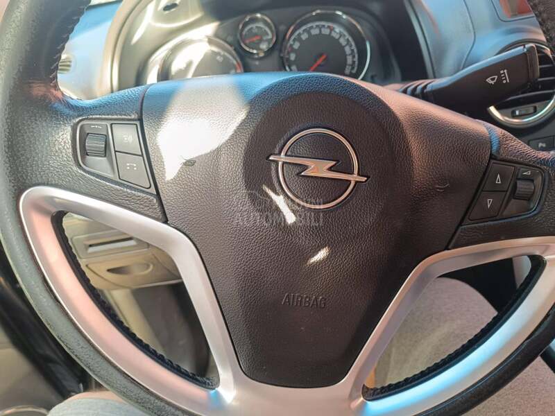 Opel Antara 2.2