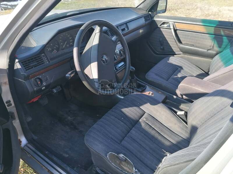 Mercedes Benz E 124 