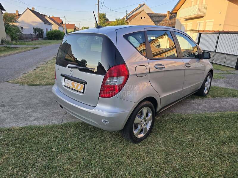 Mercedes Benz A 150 1.5b