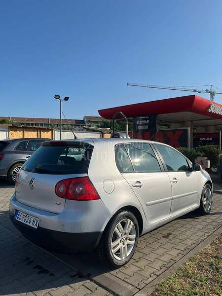 Volkswagen Golf 5 1.9 TDI