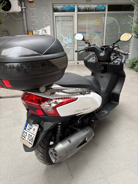 Kymco Downtown 300i