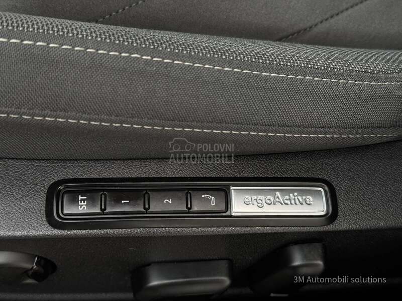 Volkswagen Golf 8 2.0D/STYLE/LED
