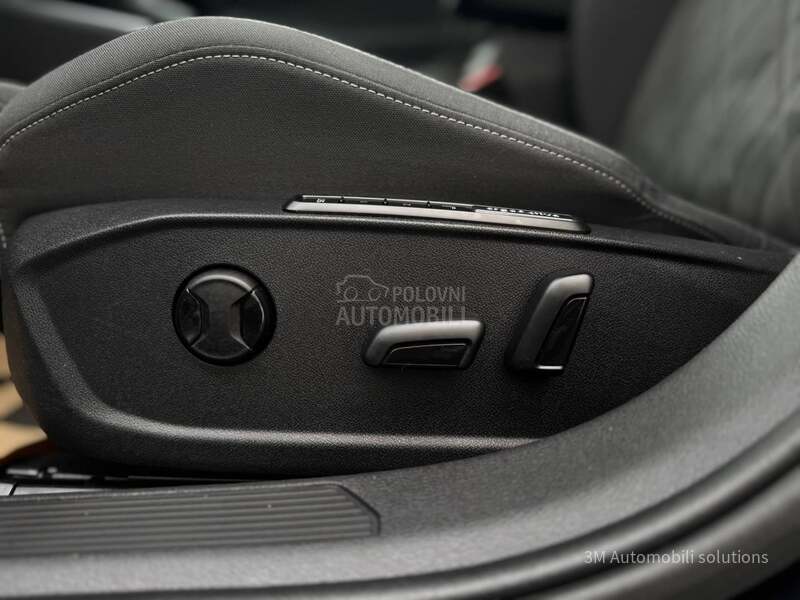 Volkswagen Golf 8 2.0D/STYLE/LED