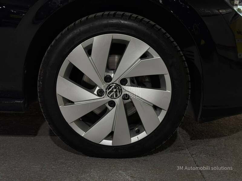 Volkswagen Golf 8 2.0D/STYLE/LED